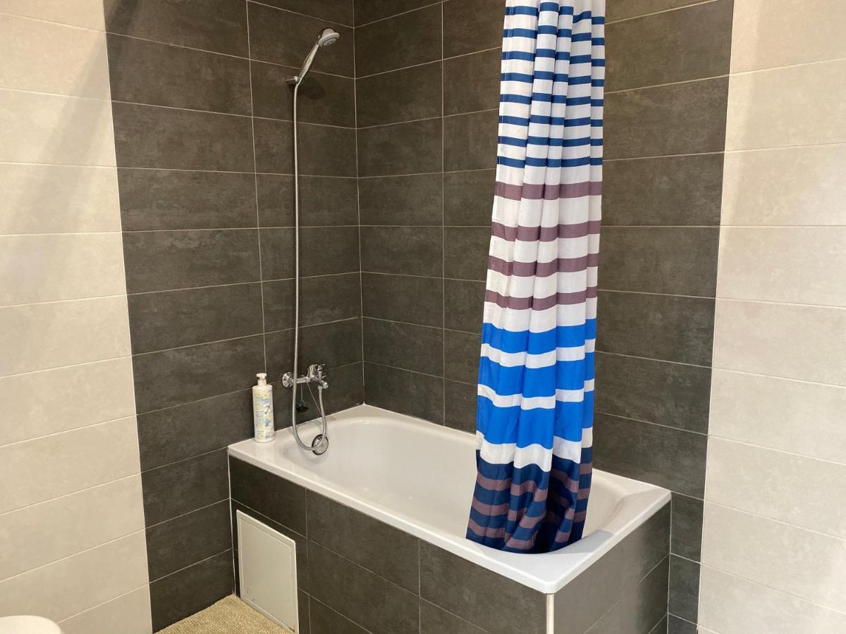 Comfortable Renovated Flat, Wifi! Бадалона Экстерьер фото